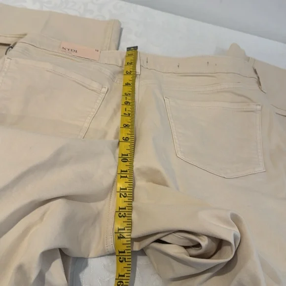 NYDJ Wide Leg Jeans. Ladies Size 12 - Picture 13 of 16